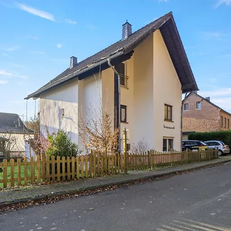 Natururlaub Eifel-mandala Feriewohnung アパート *